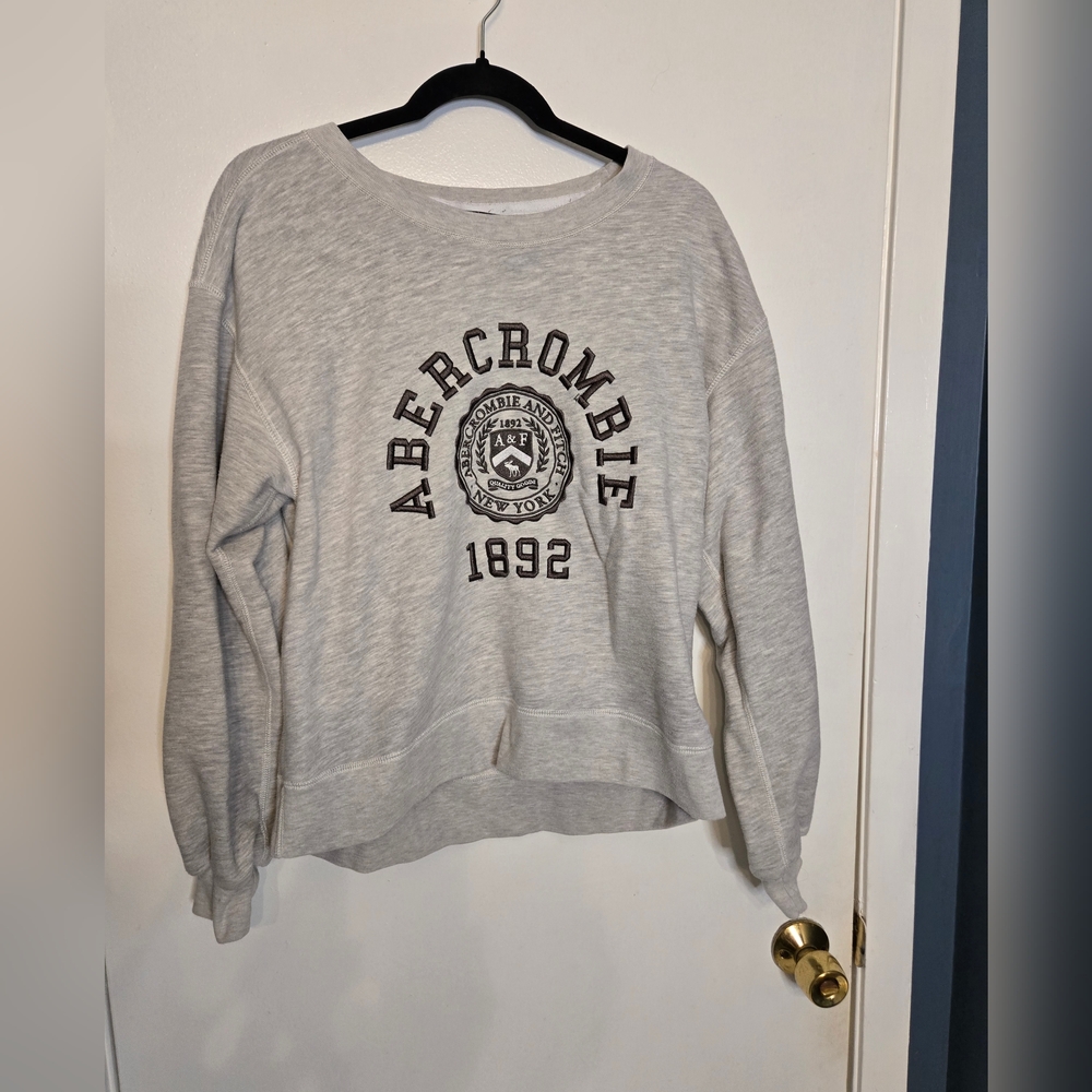 Abercrombie and Fitch Embroidered Sweatshirt.  Women's, M